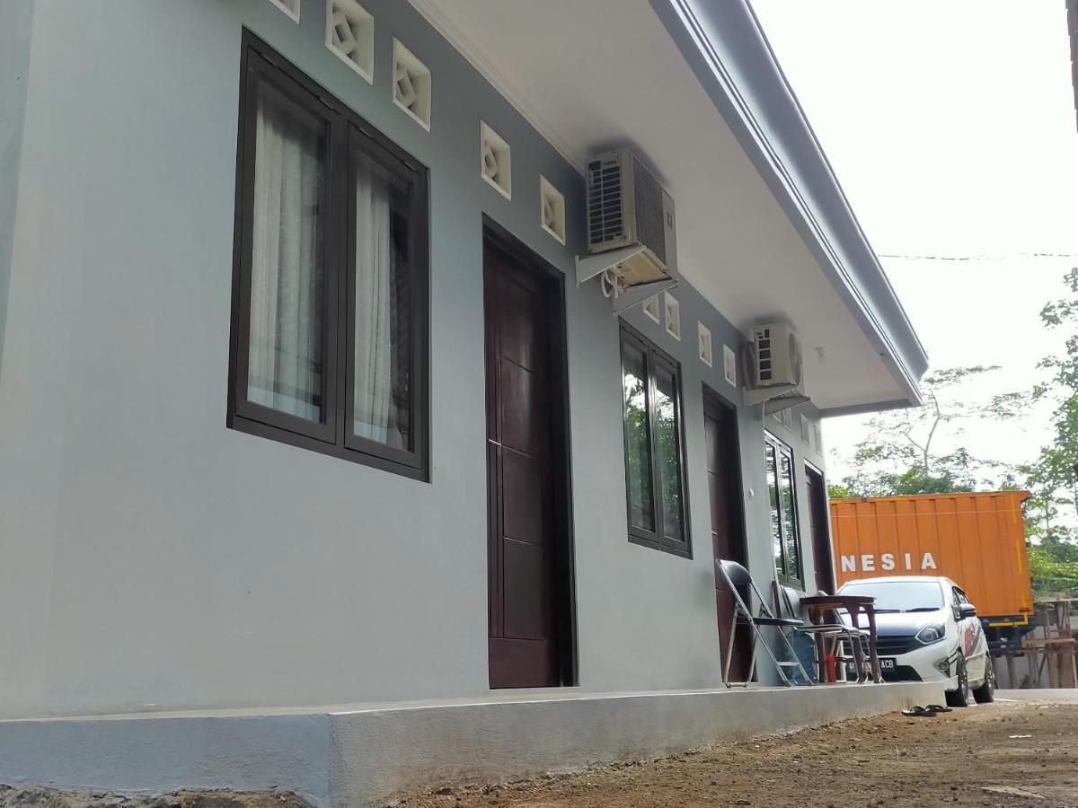 Aqsa Guest House Ciamis Syariah Extérieur photo